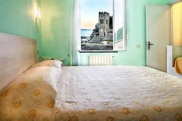 Stella Della Marina Hotel Monterosso al Mare 3*,  Italy